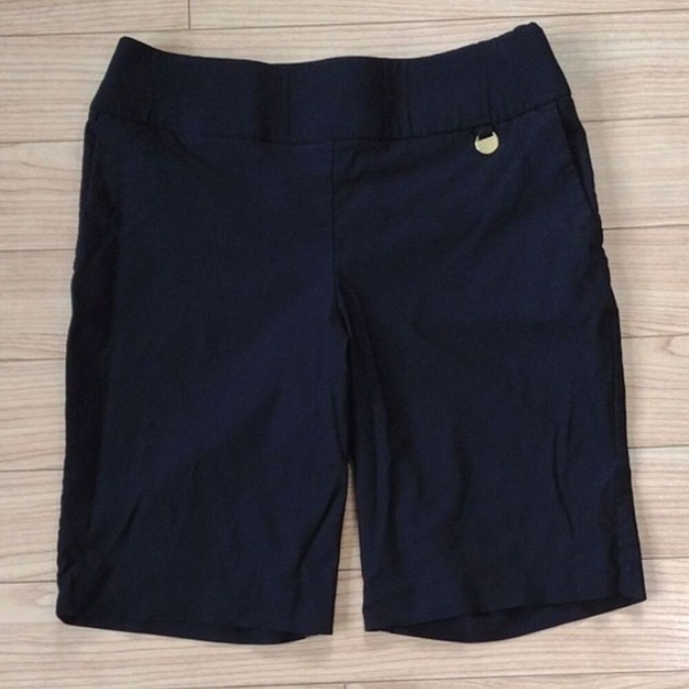 Company Ellen Tracy Dressy Black Bermuda Shorts Size Small
